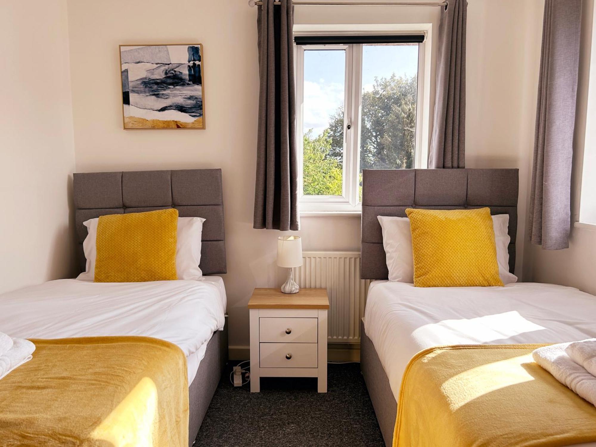 Holiday home Modern 3 Bedroom House, Free Parking In Oxford