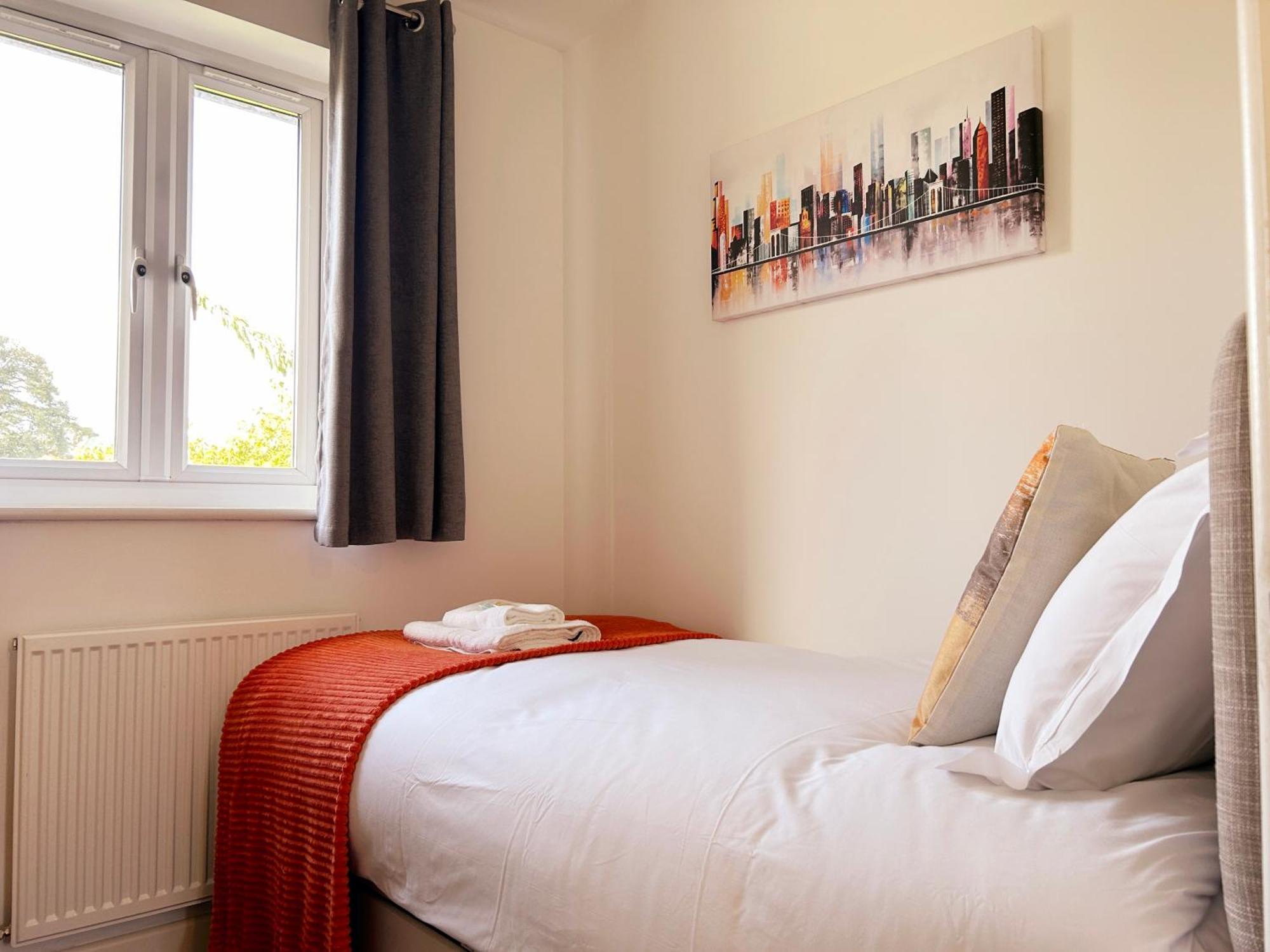 Holiday home Modern 3 Bedroom House, Free Parking In Oxford