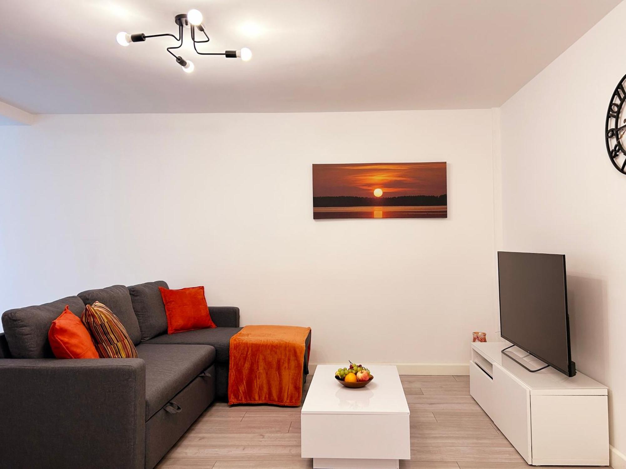 Modern 3 Bedroom House, Free Parking In Дом отдыха Оксфорд